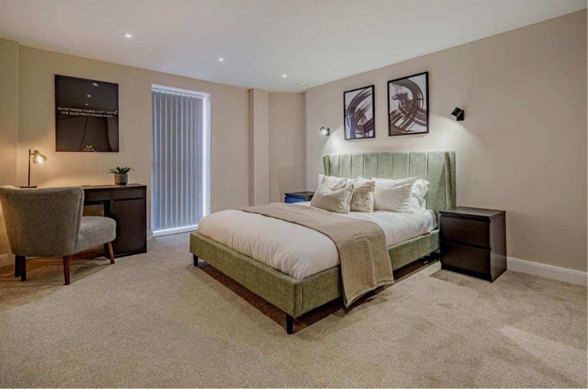 Chic 1 Bed Apartment, Centre Apartment *